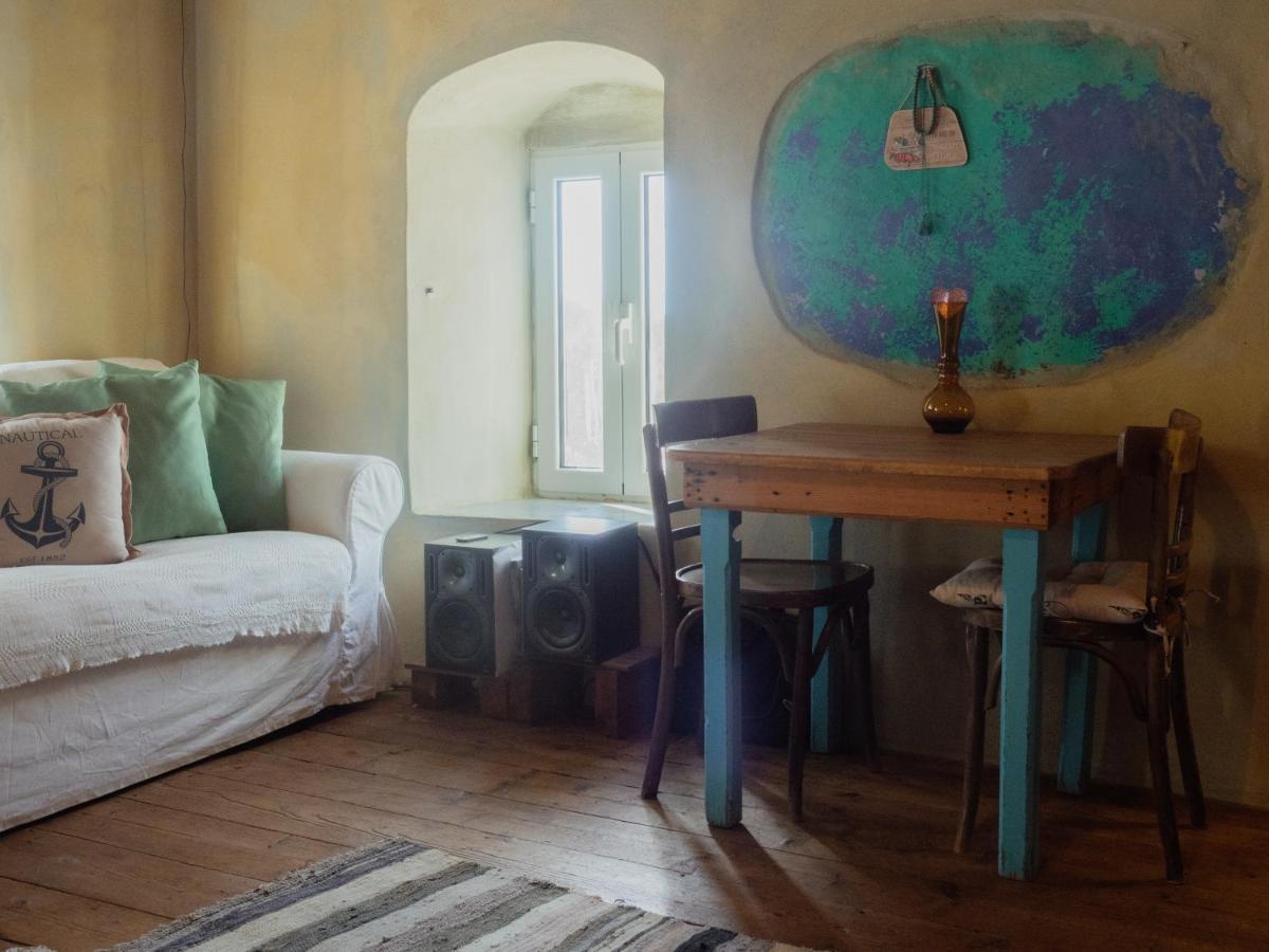 Vintage Stone-Built Country Cottage In Richea Kouloureika 外观 照片