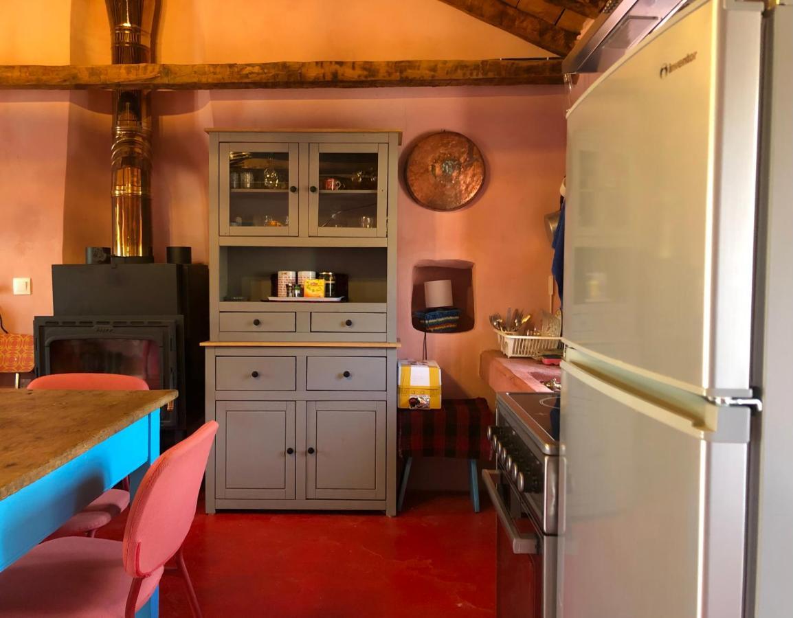 Vintage Stone-Built Country Cottage In Richea Kouloureika 外观 照片
