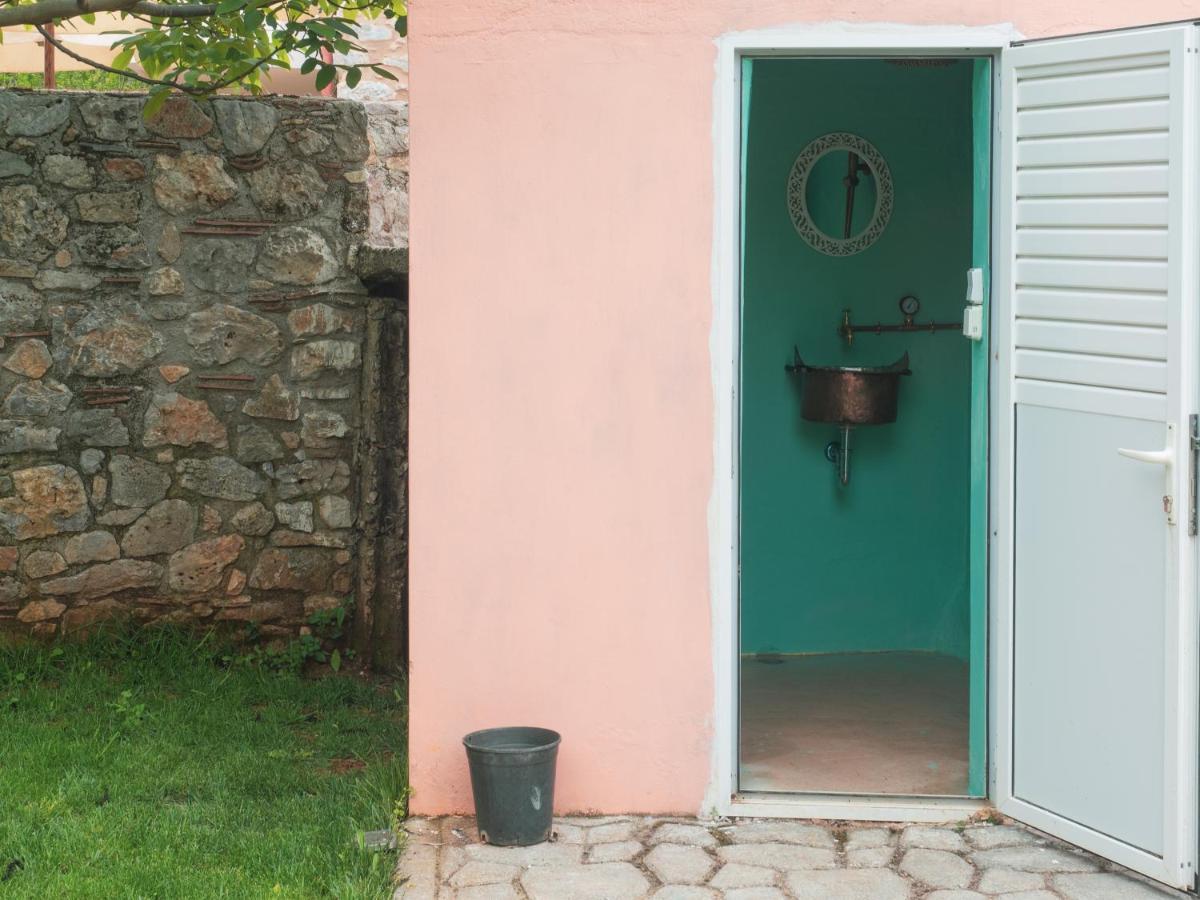 Vintage Stone-Built Country Cottage In Richea Kouloureika 外观 照片